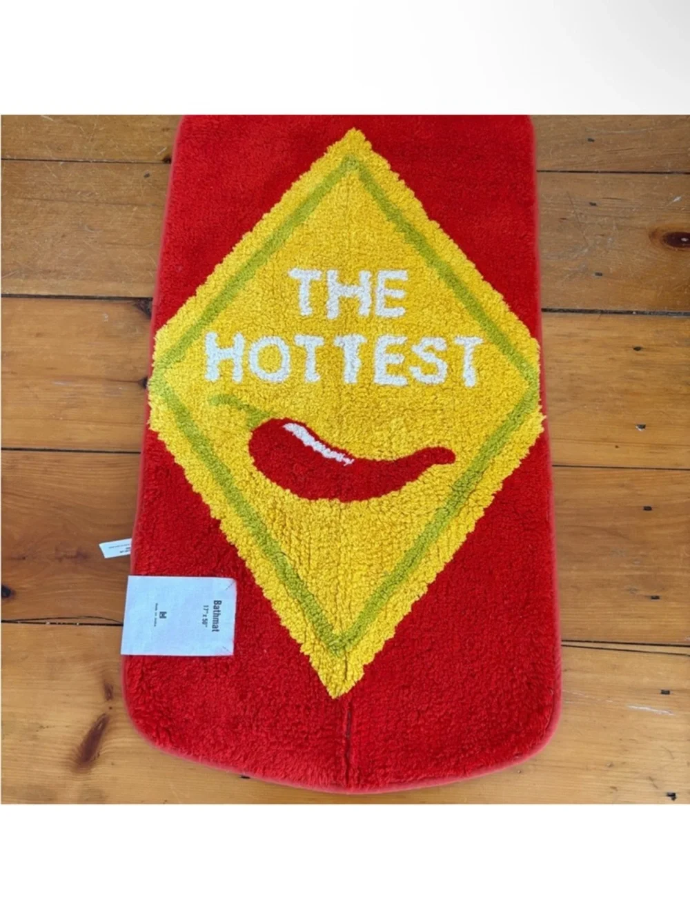 NWT Urban Outfitters Hot Sauce 'The Hottest' Chili Bottle Bath Rug